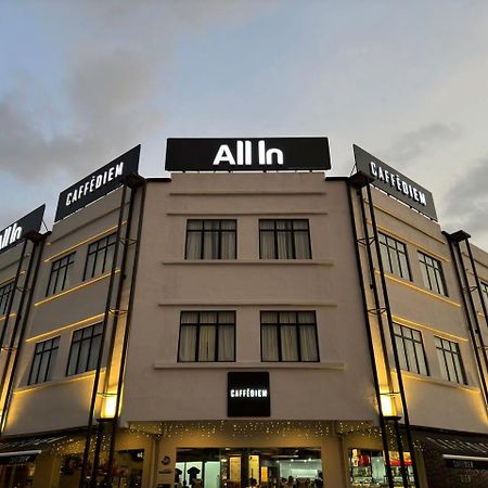 All In Hotel Kangar Eksteriør bilde